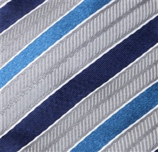 Detalle tejido corbata niño rayas azul y gris Tivoli 54