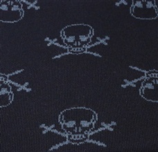Tejido bufanda azul marino con calaveras